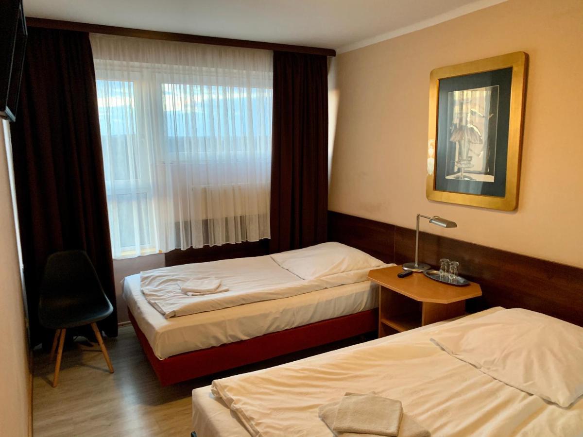 Gosciniec Raciborski Racibórz Exteriör bild