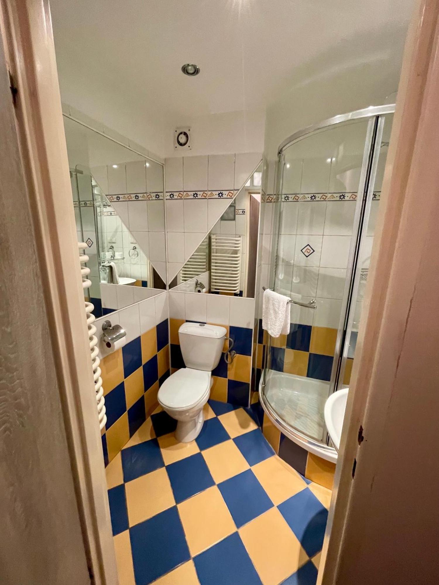 Gosciniec Raciborski Racibórz Exteriör bild